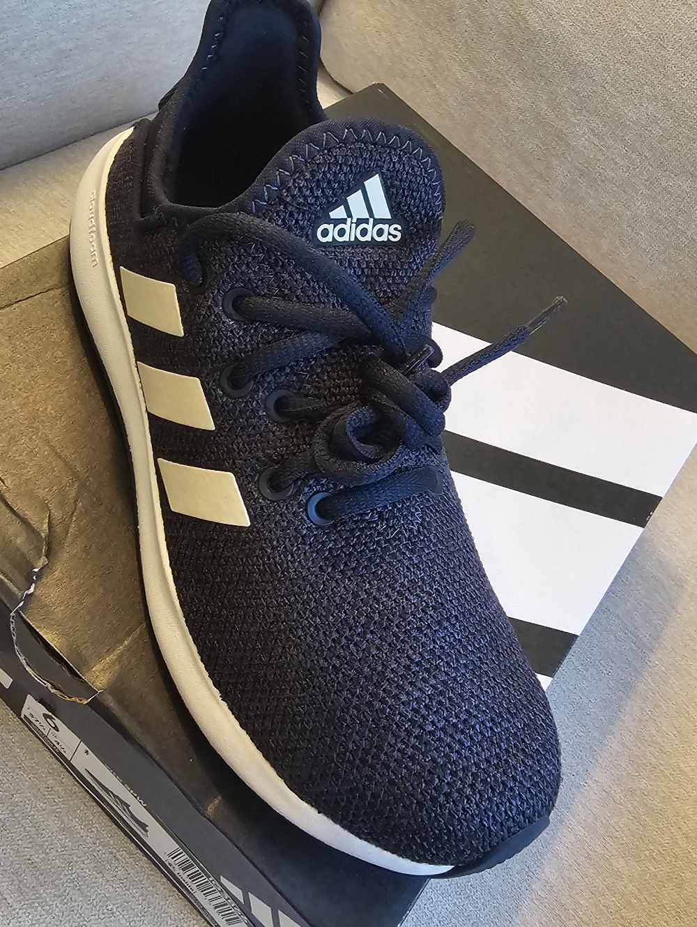NWT Adidas Cloudfoam Pure SPW- Women's Size 6 - Picture 2 of 3